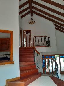 Casa de 5 alcobas en venta en Cerritos, Pereira, 1600 m² · foto 9 de 17