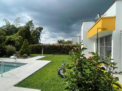 Casa en venta en Via Armenia, Pereira · foto 2 de 20