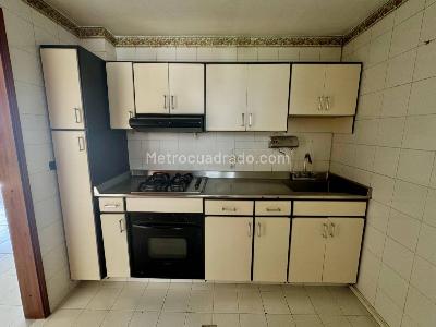 Apartamento en venta en La Elvira, Pereira · foto 6 de 20