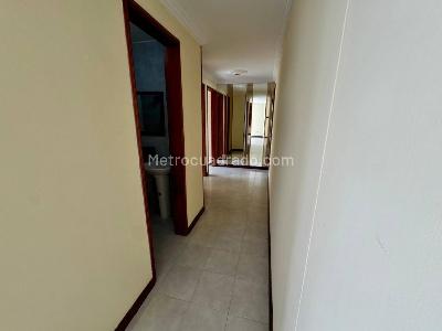 Apartamento en venta en La Elvira, Pereira · foto 9 de 20