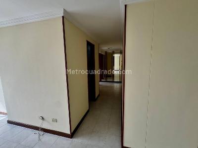 Apartamento en venta en La Elvira, Pereira · foto 10 de 20