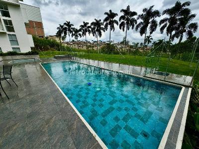 Apartamento en venta en Av 30 De Agosto, Pereira · foto 2 de 20