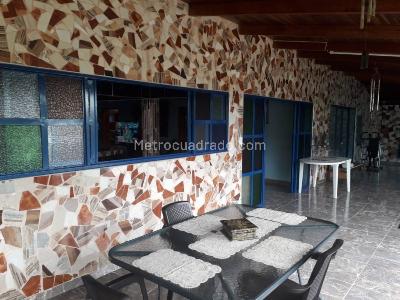 Casa en venta en Via Morelia, Pereira · foto 3 de 20