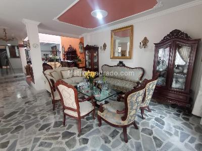Casa en venta en La Elvira, Pereira · foto 2 de 18