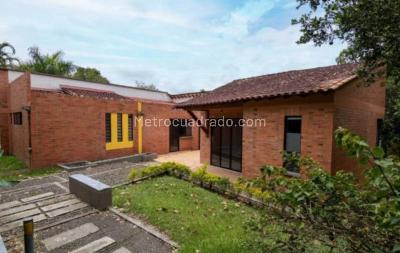 Casa de 3 alcobas en venta en El Tigre, Pereira, 958 m² · foto 5 de 14