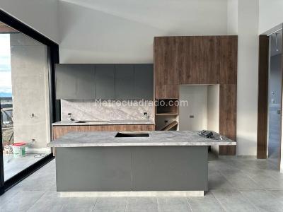 Casa en venta en Cerritos, Pereira · foto 10 de 18
