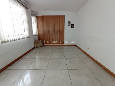 Apartamento en venta en Pinares, Pereira · foto 10 de 20