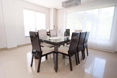 Casa de 5 alcobas en venta en Cerritos, Pereira, 1470 m² · foto 15 de 20