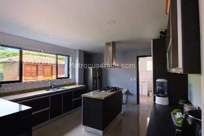 Casa de 5 alcobas en venta en Cerritos, Pereira, 1470 m² · foto 17 de 20