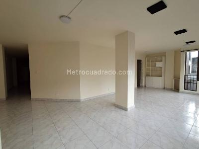 Apartamento en venta en Centro, Pereira · foto 4 de 20
