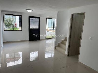 Casa en venta en Av, Pereira · foto 3 de 20