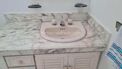 Apartamento de 4 alcobas en venta en Pinares, Pereira, 138 m² · foto 13 de 17