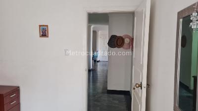 Apartamento de 4 alcobas en venta en Pinares, Pereira, 138 m² · foto 16 de 17