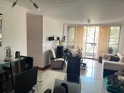 Apartamento en venta en Pinares, Pereira · foto 2 de 13