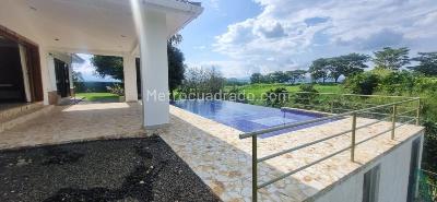 Casa de 4 alcobas en venta en Via Cerritos, Pereira, 2000 m² · foto 16 de 20