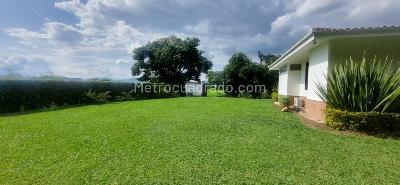 Casa de 4 alcobas en venta en Via Cerritos, Pereira, 2000 m² · foto 4 de 20