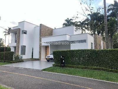 Casa en venta en Cerritos, Pereira · foto 2 de 9