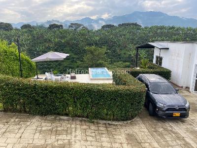 Casa en venta en Combia, Pereira · foto 2 de 18