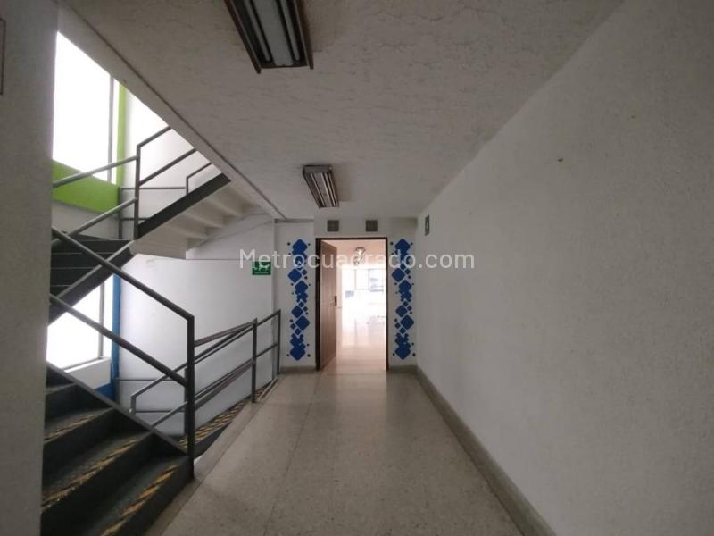 Edificio de Apartamentos en Arriendo, Centro, Pereira - Więcej