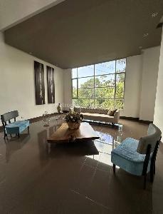 Apartamento de 3 alcobas en venta en Pinares, Pereira, 178 m² · foto 2 de 20