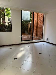 Apartaestudio en venta en Los Alpes, Pereira, 50 m² · foto 3 de 16
