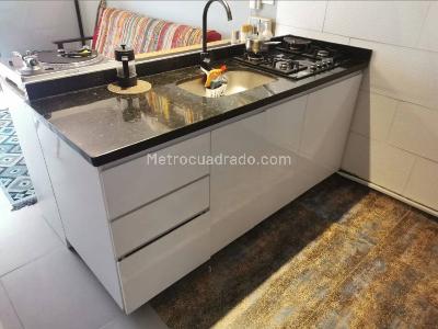 Apartaestudio en venta en Pinares, Pereira, 70 m² · foto 4 de 11