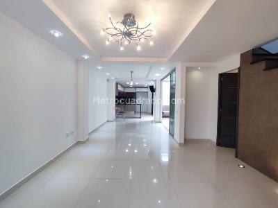 Casa en venta en Pinares, Pereira · foto 3 de 19