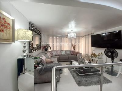 Casa de 3 alcobas en venta en Gamma Belmonte, Pereira, 240 m² · foto 3 de 19