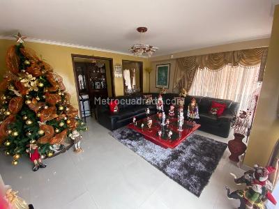 Apartamento en venta en Pinares, Pereira · foto 3 de 13