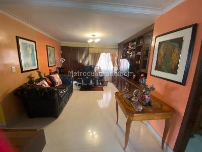 Apartamento en venta en Pinares, Pereira · foto 4 de 13