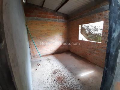 Casa de 2 alcobas en venta en Mundo Nuevo, Pereira, 611 m² · foto 9 de 16
