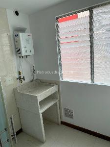 Apartamento en venta en Alamos, Pereira · foto 3 de 13