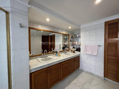 Apartamento de 3 alcobas en venta en Pinares, Pereira, 284 m² · foto 15 de 20