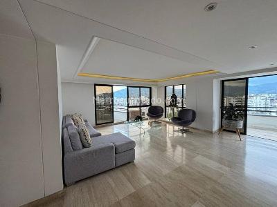 Apartamento de 3 alcobas en venta en Pinares, Pereira, 284 m² · foto 3 de 20