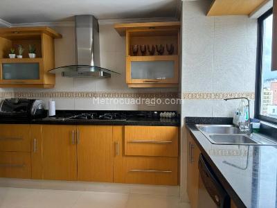 Apartamento de 3 alcobas en venta en Pinares, Pereira, 284 m² · foto 5 de 20
