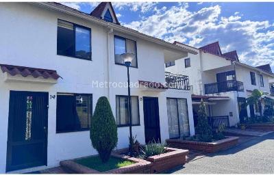 Casa en venta en Av 30 De Agosto, Pereira · foto 13 de 16