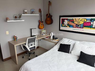 Apartamento de 2 alcobas en venta en Pinares, Pereira, 78 m² · foto 8 de 15
