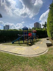 Apartamento de 2 alcobas en venta en Pinares, Pereira, 78 m² · foto 15 de 15