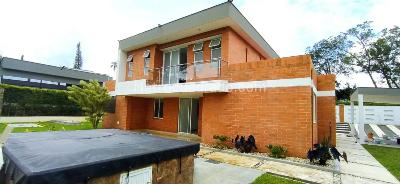 Casa en venta en Cerritos, Pereira · foto 12 de 13