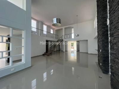 Casa en venta en Cerritos, Pereira · foto 2 de 13
