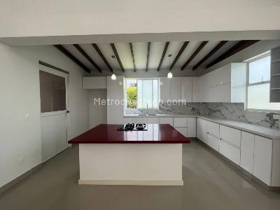 Casa en venta en Cerritos, Pereira · foto 3 de 13