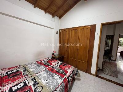 Casa de 4 alcobas en venta en Alamos, Pereira, 130 m² · foto 12 de 20