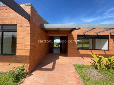 Casa en venta en Pueblito Cafetero, Pereira · foto 2 de 20