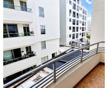 Apartaestudio en venta en Pinares, Pereira, 60 m² · foto 4 de 10