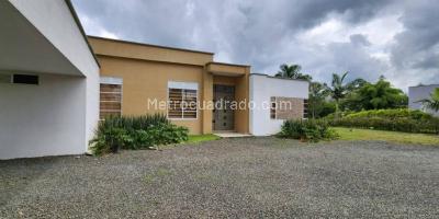 Casa en venta en Via Armenia, Pereira · foto 2 de 12