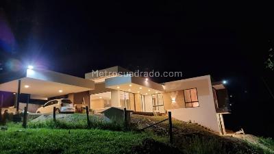 Casa en venta en Combia, Pereira · foto 2 de 20