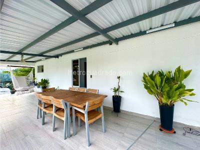 Casa de 5 alcobas en venta en Cerritos Pereira, Pereira, 2000 m² · foto 11 de 20
