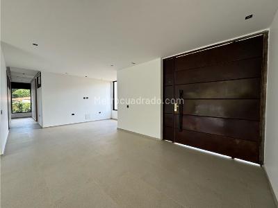 Casa de 3 alcobas en venta en Cerritos, Pereira, 2000 m² · foto 8 de 19