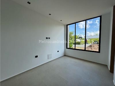 Casa de 3 alcobas en venta en Cerritos, Pereira, 2000 m² · foto 9 de 19