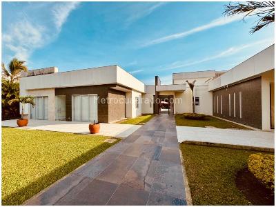 Casa de 5 alcobas en venta en Cerritos Pereira, Pereira · foto 2 de 19